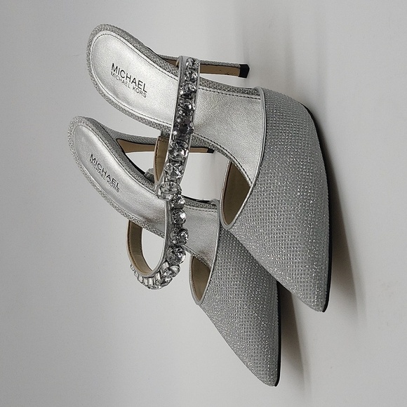 1773- MICHAEL Michael Kors Jessa Mule Pump Color Silver Size 8.5 NWT - Picture 5 of 11